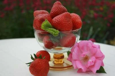 A New British Strawberry - In The Old Fashioned Style -norfolk Nectar 3 A New British Strawberry - In The Old Fashioned Style -norfolk Nectar